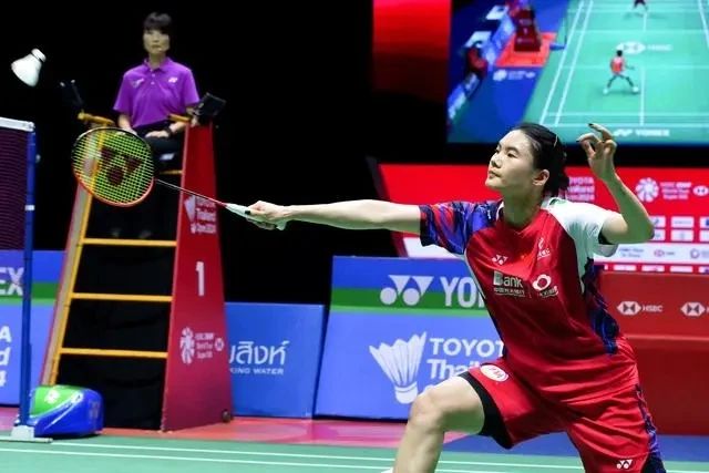 也为球队奠 也为球队奠