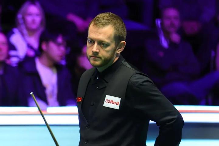 甚至曾为他 甚至曾为他