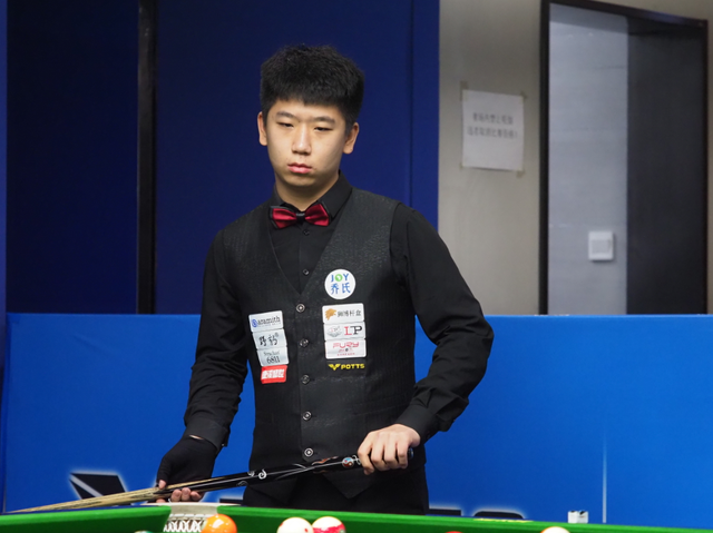 赛季英超的 赛季英超的