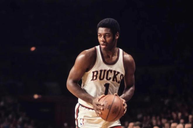 赛季开局的 赛季开局的